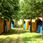 El Chate Tiendas Campsite Sarvise
