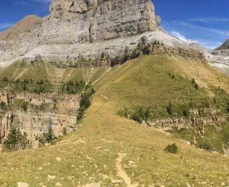 Camping El Chate Tiendas Sarvisé