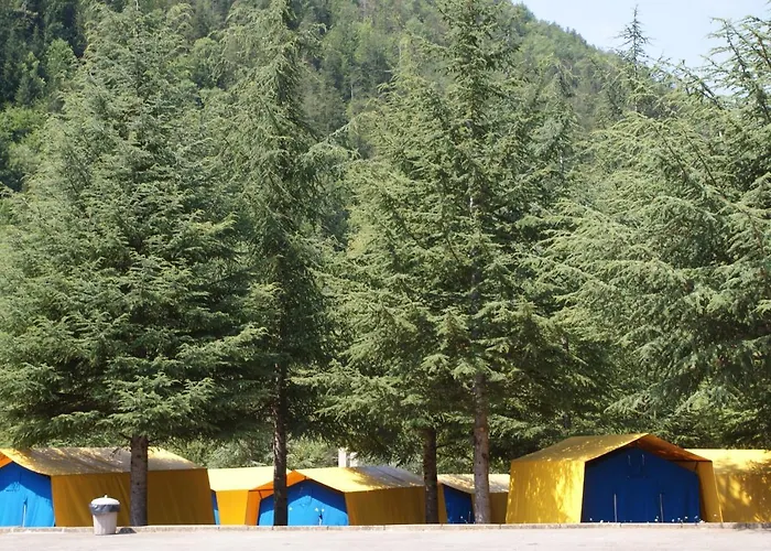 Camping El Chate Tiendas Sarvisé