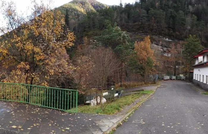 El Chate Tiendas Sarvisé