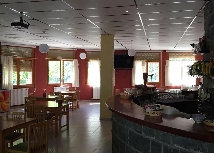 Camping El Chate Tiendas Sarvisé